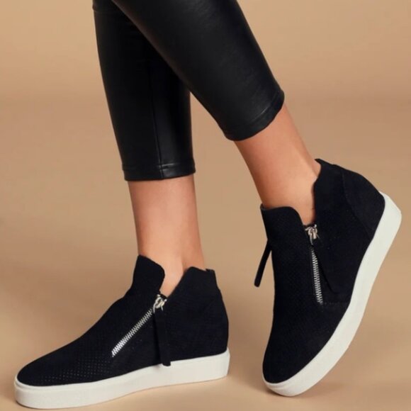 NIB Steve Madden Caliber Wedge Sneakers Women's SZ 8 - Picture 1 of 9